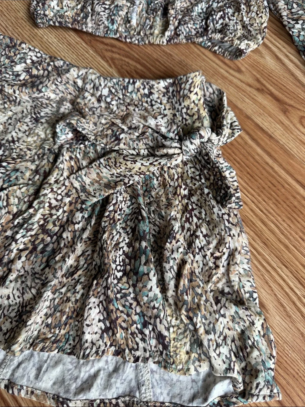 Zara Girls Two-Piece Neutral Print Set in Beige and Cream